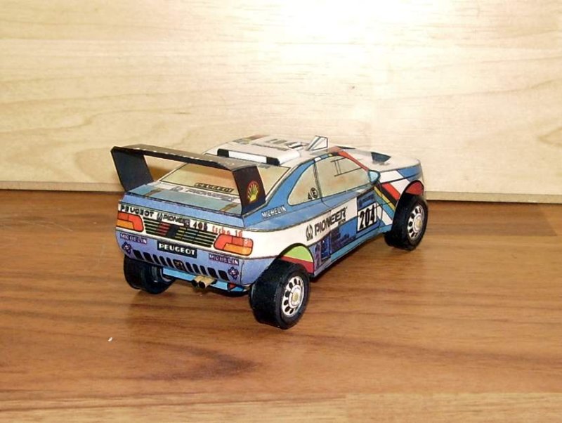 peugeot405003.jpg